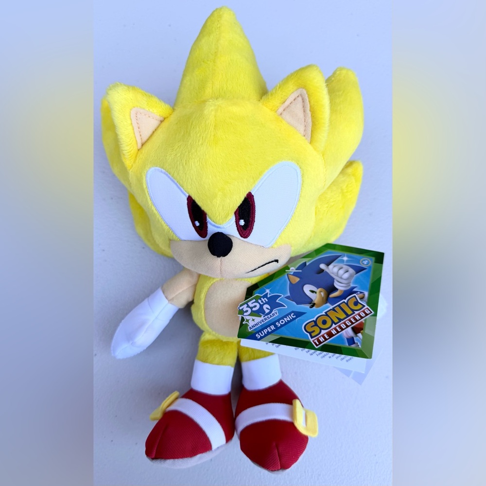 Sonic The Hedgehog 35th Anniversary Super Sonic Plush New With Tags 9”